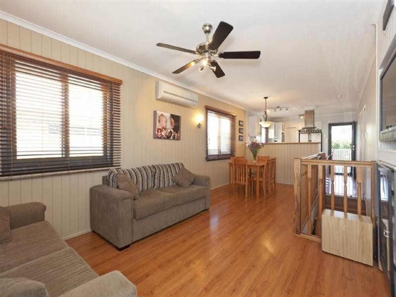 23 Carnation Road, Manly West QLD 4179