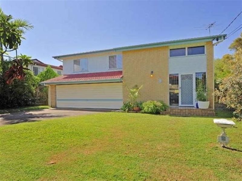 9 Kenmar Street, Wynnum West QLD 4178