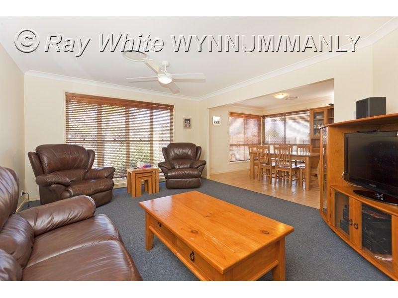 2 O’Reilly Street, Wakerley QLD 4154