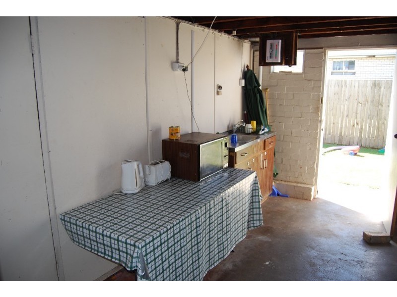 111 Worthing Street, Wynnum QLD 4178