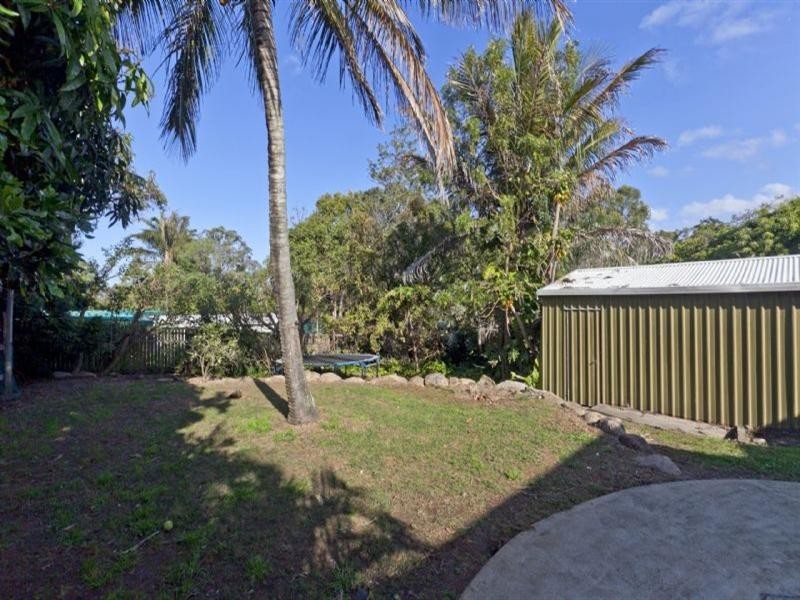 98 Empire Avenue, Manly West QLD 4179
