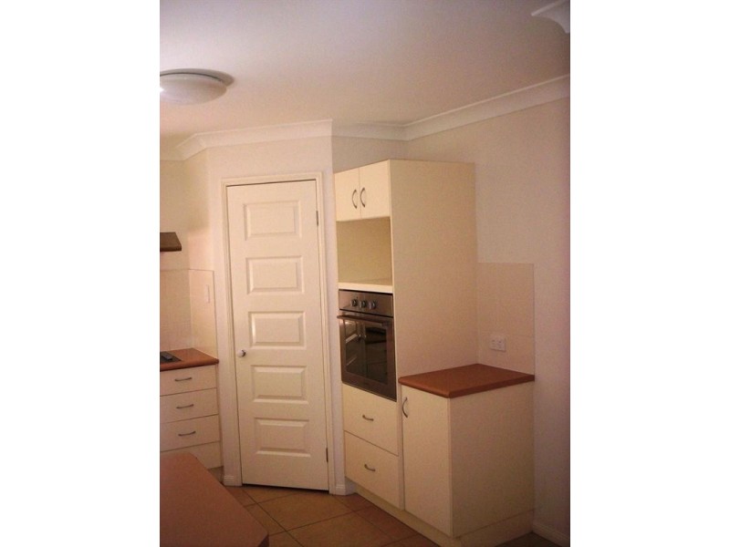 15 Jasmine, Wakerley QLD 4154