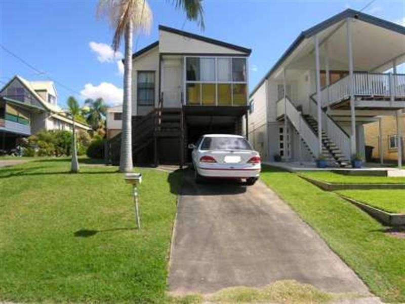 77 Glenora, Wynnum QLD 4178