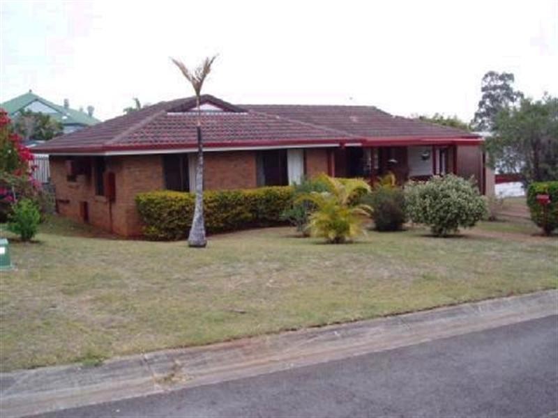 24 Radford Road, Manly West QLD 4179