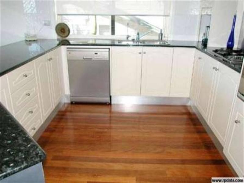 137 Mooroondu Road, Thorneside QLD 4158