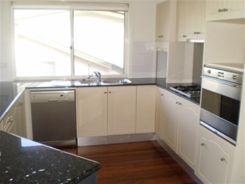 137 Mooroondu Road, Thorneside QLD 4158