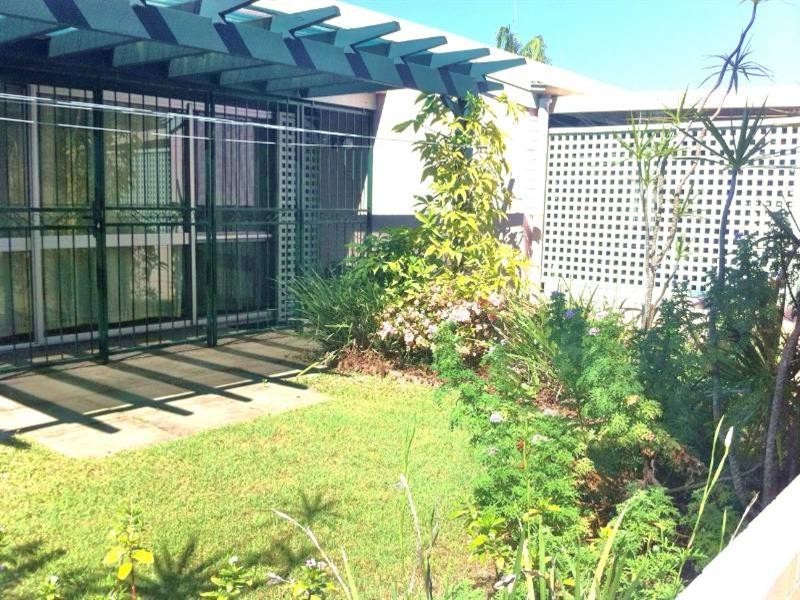 3/10 Preston Road, Manly West QLD 4179