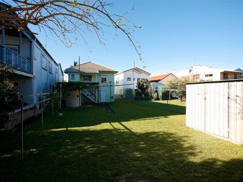 79 Grattan Terrace, Manly QLD 4179