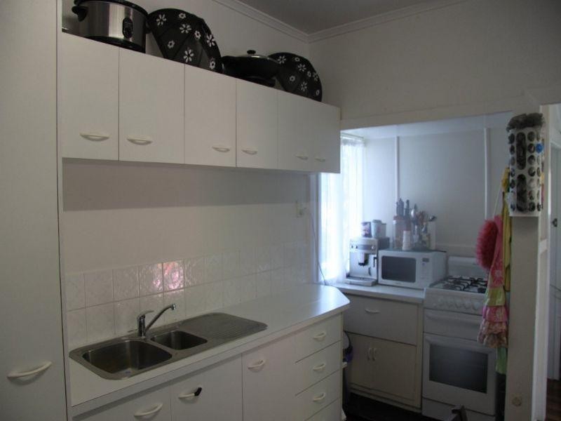 10 Crown Street, Wynnum QLD 4178