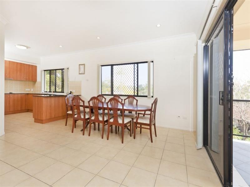 7 Summit Place, Wynnum West QLD 4178