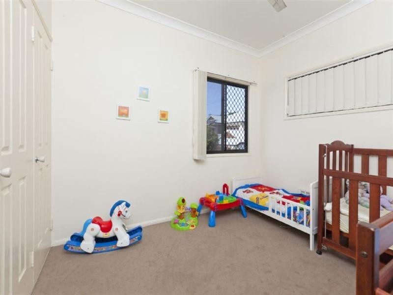 7 Summit Place, Wynnum West QLD 4178