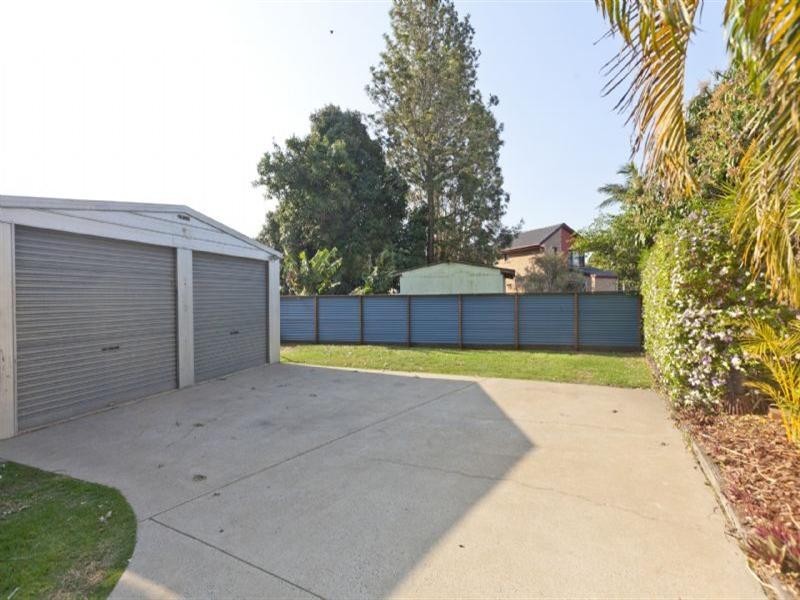 9 Booran Street, Lota QLD 4179