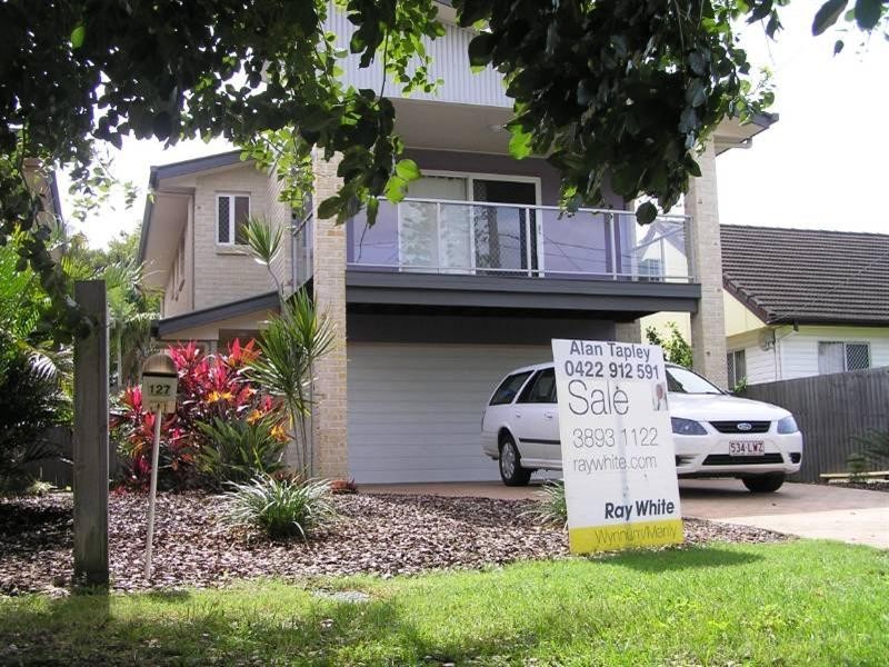 127 Blackwood Road, Manly West QLD 4179