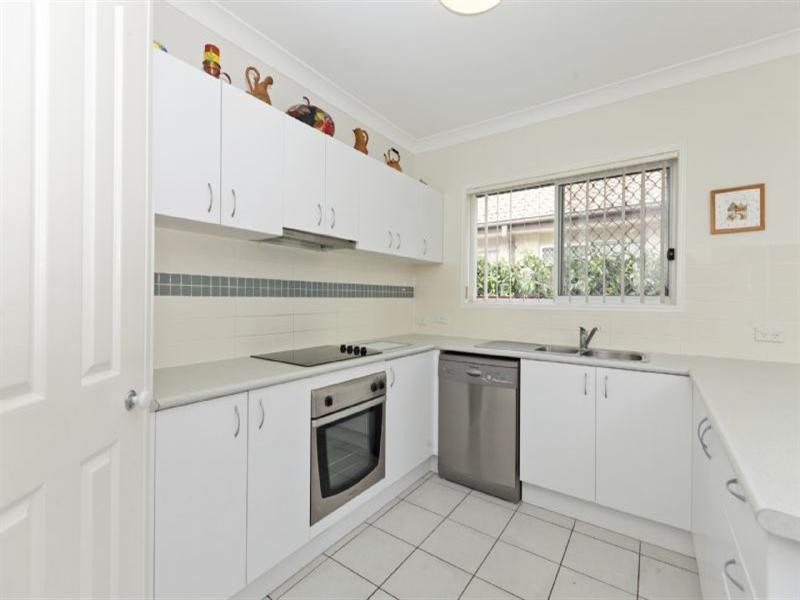 7 Tallis Street, Wakerley QLD 4154