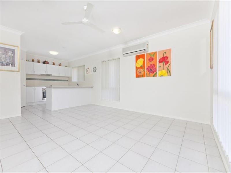 7 Tallis Street, Wakerley QLD 4154