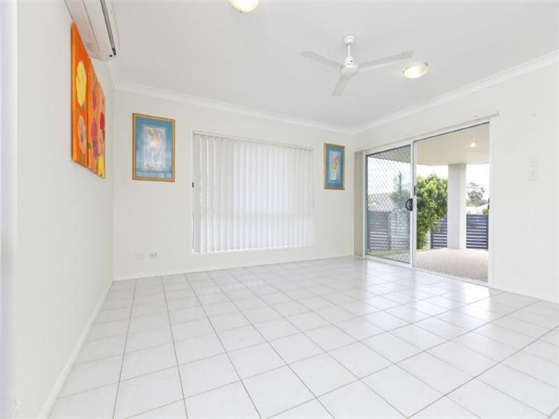 7 Tallis Street, Wakerley QLD 4154