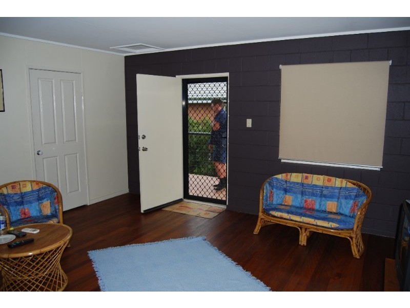 8 Glenshiel Street, Wynnum QLD 4178