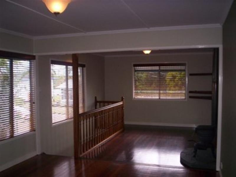 26 Bushing Street, Wynnum West QLD 4178