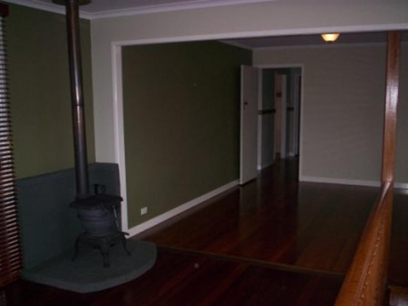 26 Bushing Street, Wynnum West QLD 4178