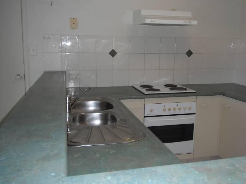 16 School Road, Wynnum West QLD 4178