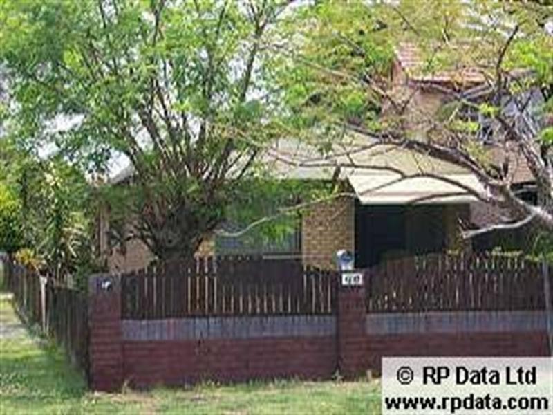 75 Moreton Avenue, Wynnum QLD 4178