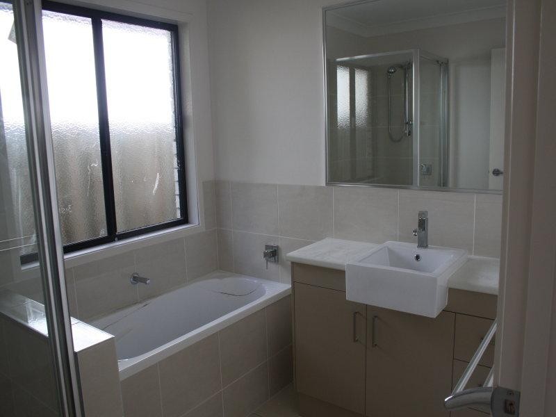 16 Elton Street, Hemmant QLD 4174