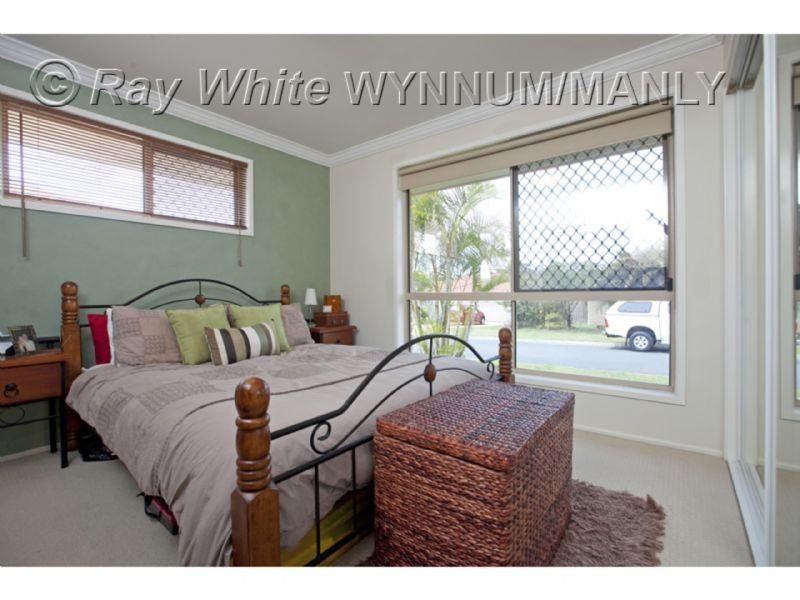 9 Holland Crescent, Wynnum West QLD 4178