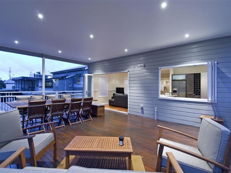 68 Wilde Street, Wynnum QLD 4178
