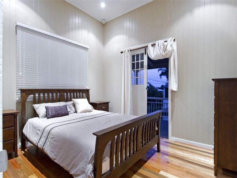 68 Wilde Street, Wynnum QLD 4178