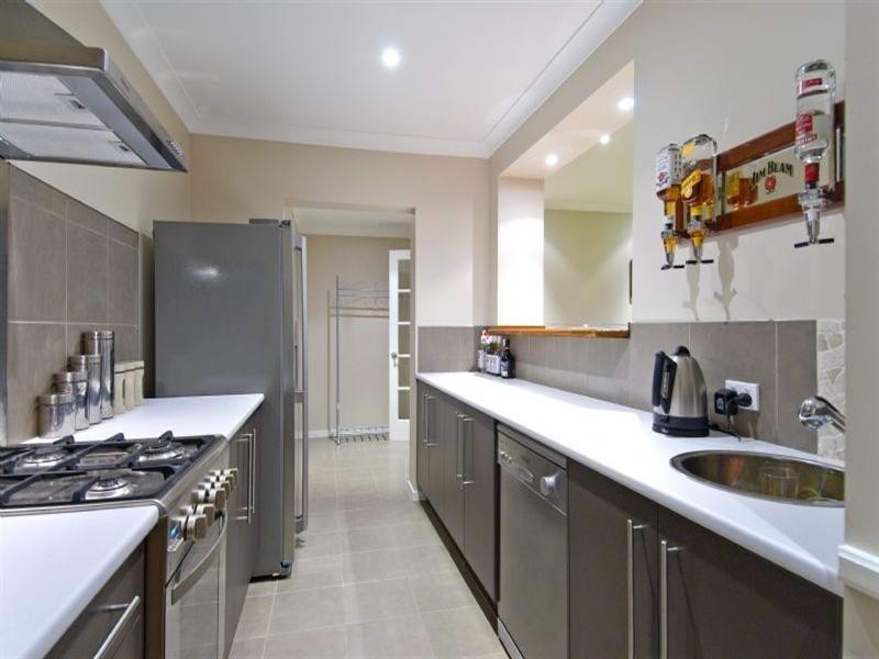 68 Wilde Street, Wynnum QLD 4178