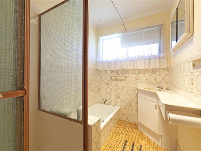 6 Bettong Street, Wynnum West QLD 4178