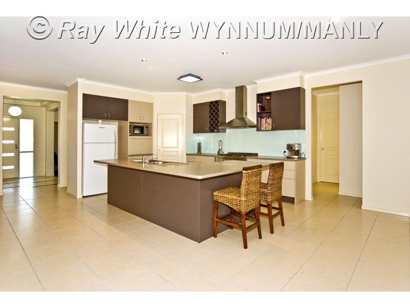 14 Izzies Place, Wakerley QLD 4154