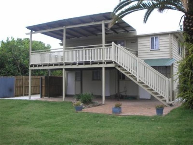 84 Haylock Street, Wynnum QLD 4178