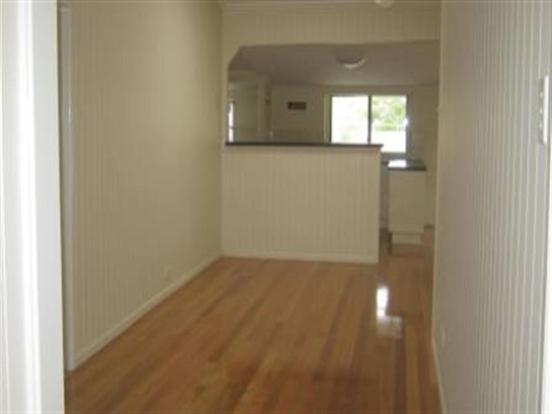 84 Haylock Street, Wynnum QLD 4178