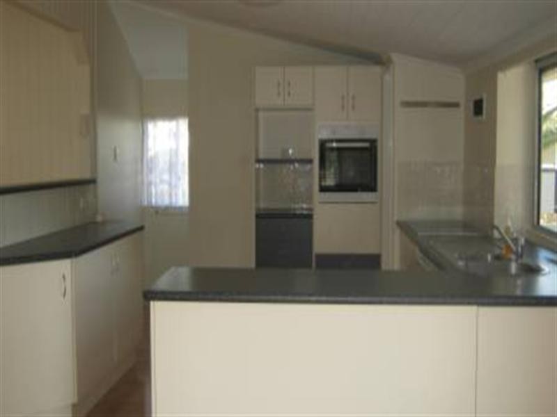 84 Haylock Street, Wynnum QLD 4178