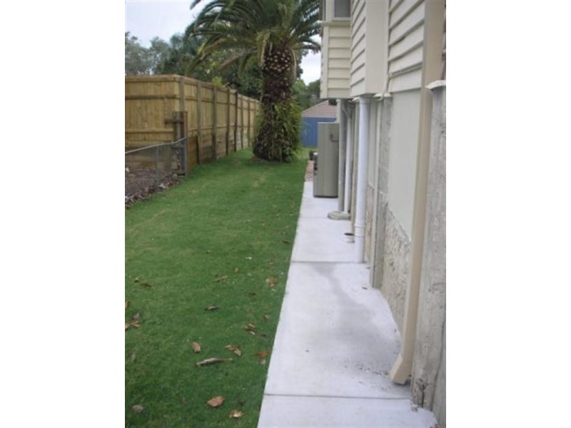 84 Haylock Street, Wynnum QLD 4178