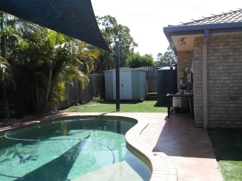 20 Holland Crescent, Wynnum West QLD 4178