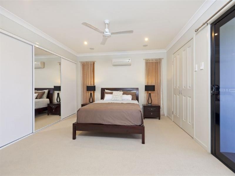 53 Peel Street, Manly QLD 4179