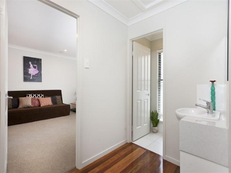 53 Peel Street, Manly QLD 4179