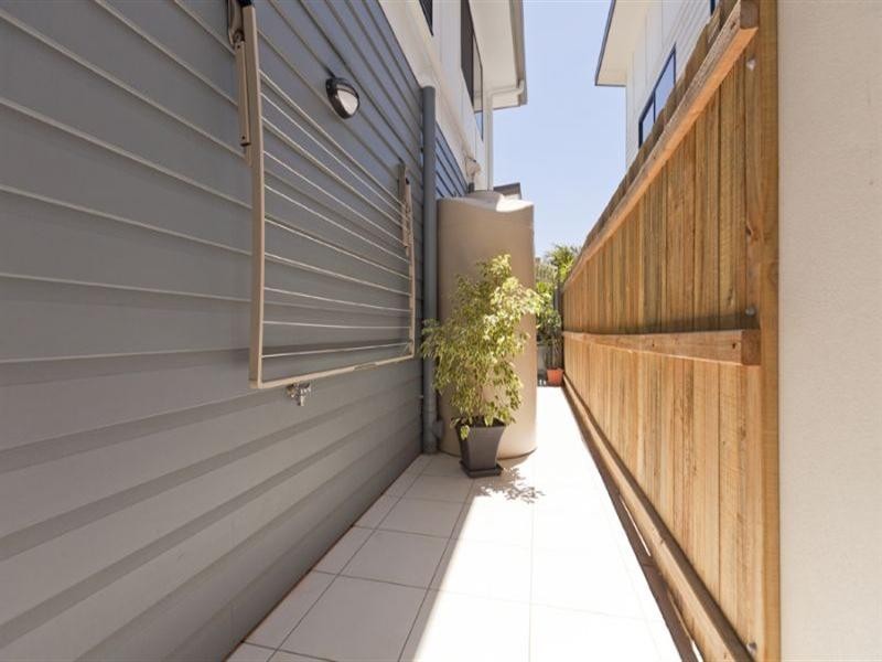 53 Peel Street, Manly QLD 4179