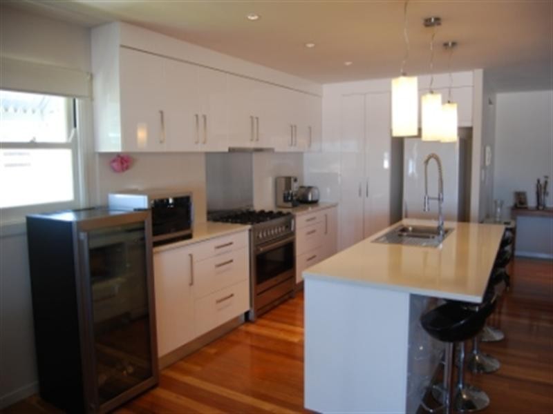 100 Melville Terrace, Manly QLD 4179