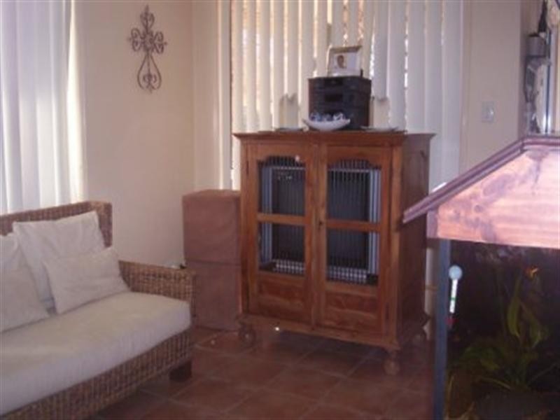 1 Gladebourne Crescent, Victoria Point QLD 4165