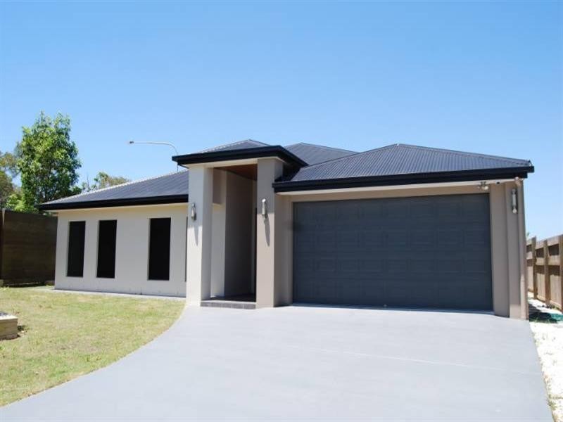 4 Habitat Drive, Wakerley QLD 4154
