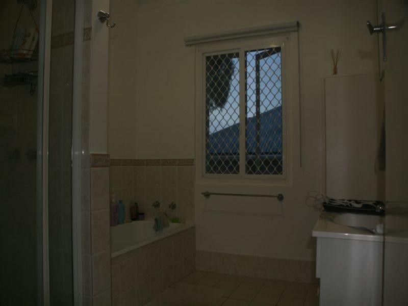 442 Tingal Road, Wynnum QLD 4178