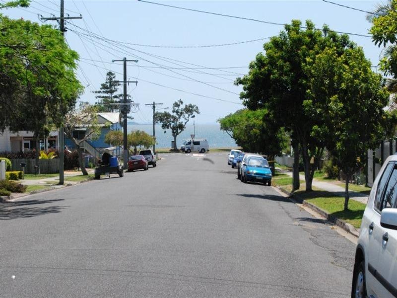 30 Walnut Street, Wynnum QLD 4178