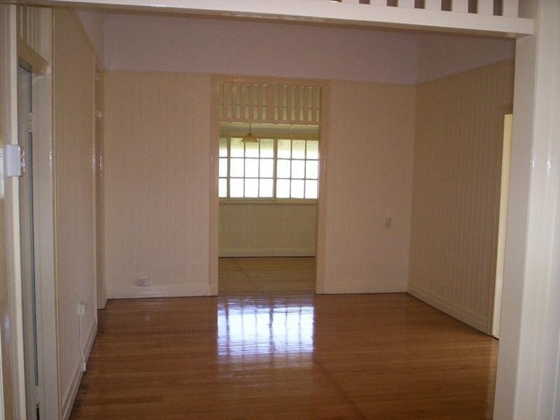 168 Barrack Road, Cannon Hill QLD 4170