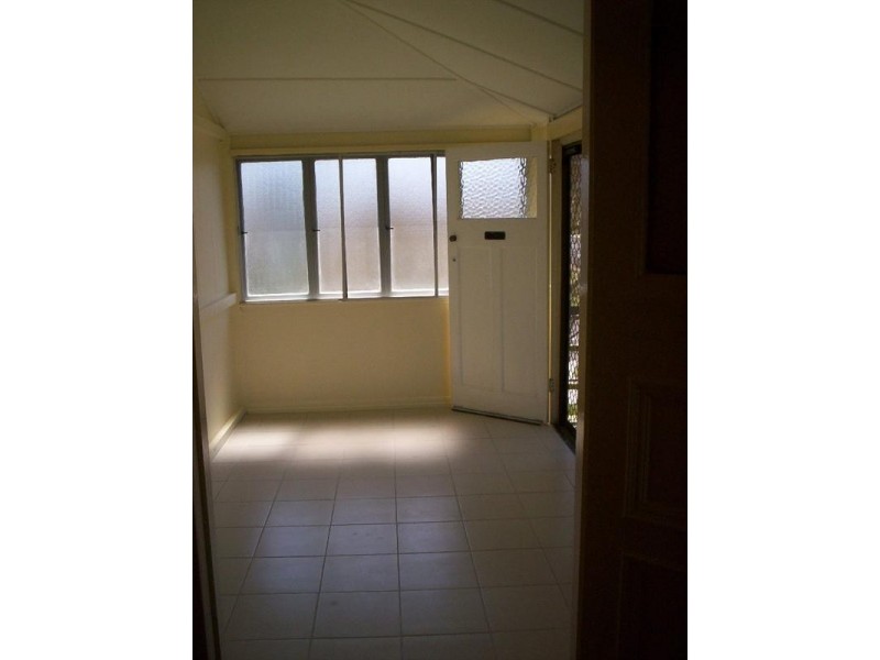 168 Barrack Road, Cannon Hill QLD 4170