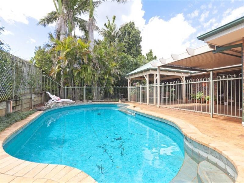 3 Hayley Street, Manly West QLD 4179