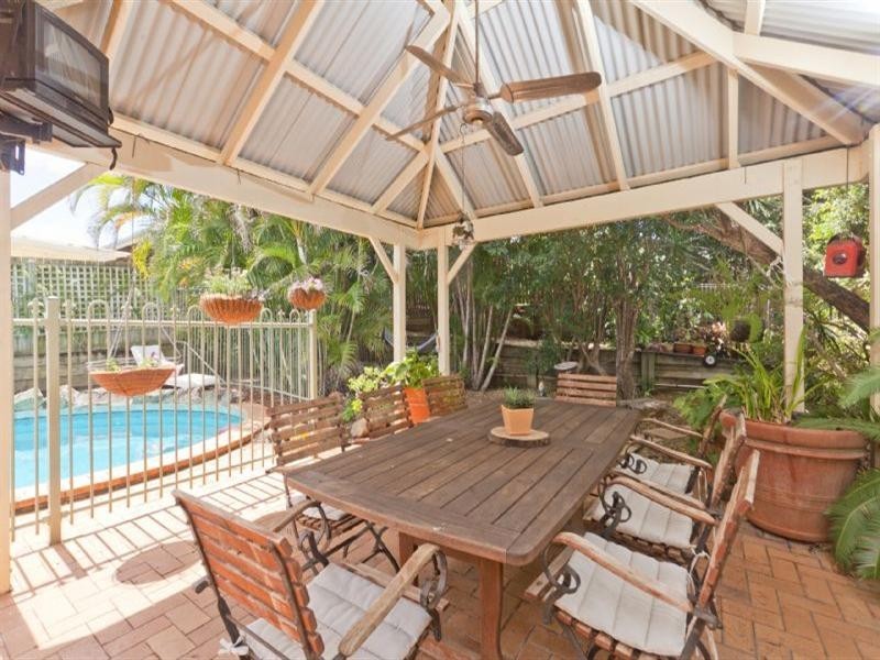 3 Hayley Street, Manly West QLD 4179