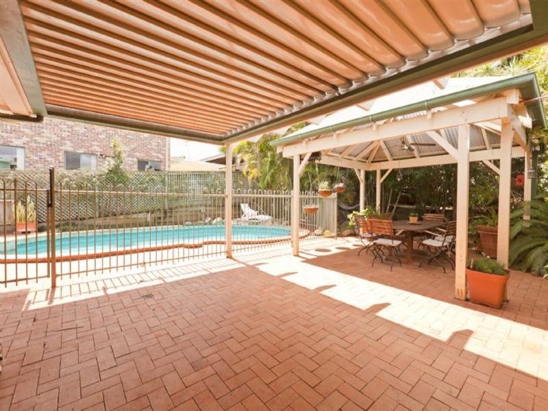 3 Hayley Street, Manly West QLD 4179
